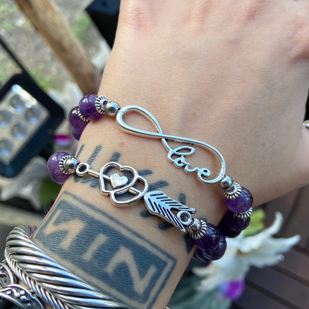 Amethyst heart arrow & infinity love set bracelets - Picture 6 of 10